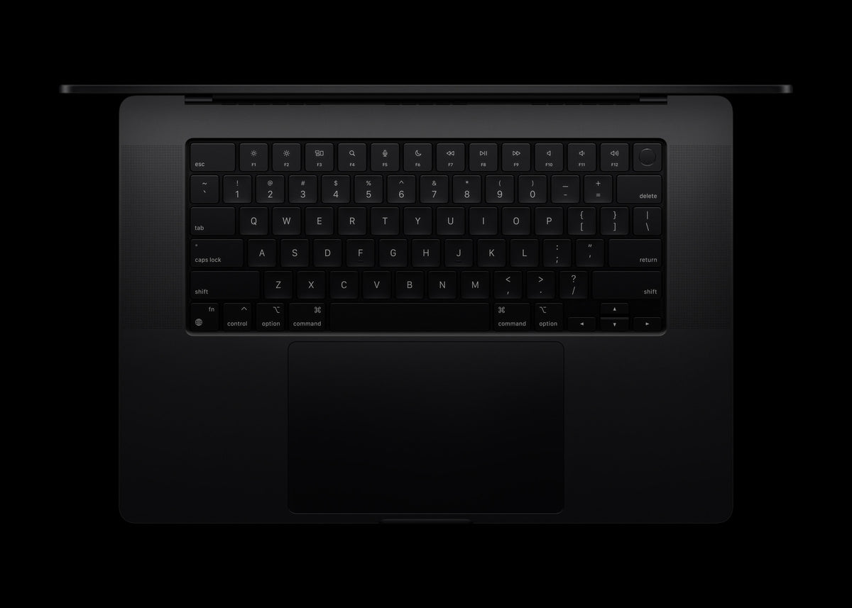 MacBook Pro M4 Pro Space Black, keyboard close-up