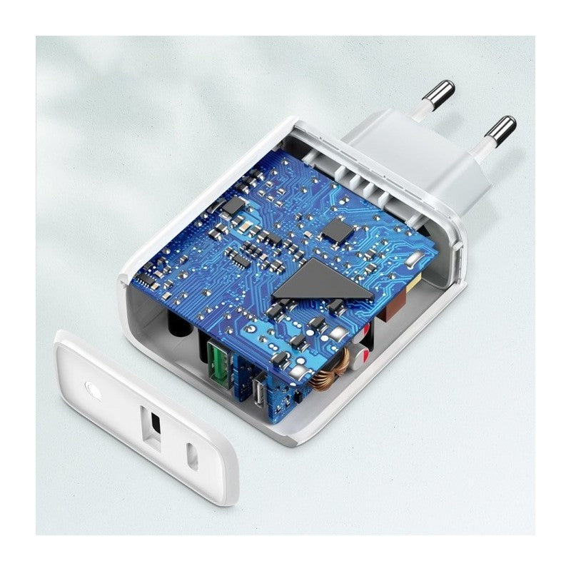 UGREEN 38W Dual-Port USB-A + USB-C Smart & Fast Charger for Phones, Tablets & Ipads - CD170 60468